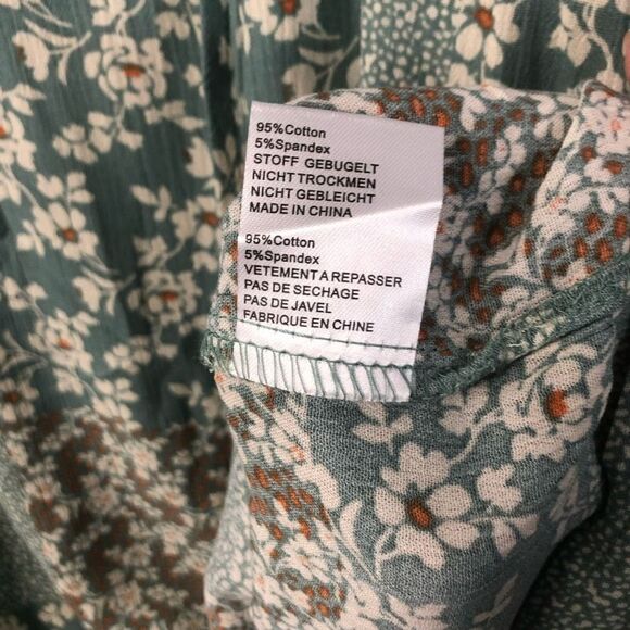 andthewhy green peasant flare belle sleeve patchwork ditzy floral top blouse - Picture 5 of 11